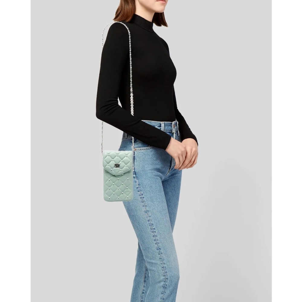 Badgley Mischka Mint Quilted Crossbody Bag. NWT! Popular Phone Holder Bag.